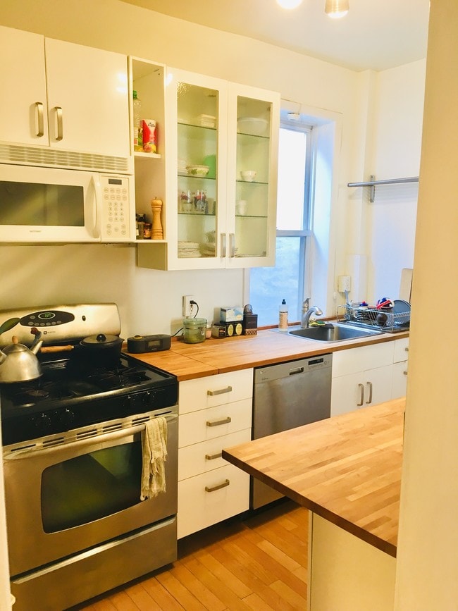 Building Photo - 90 Waldo Ave