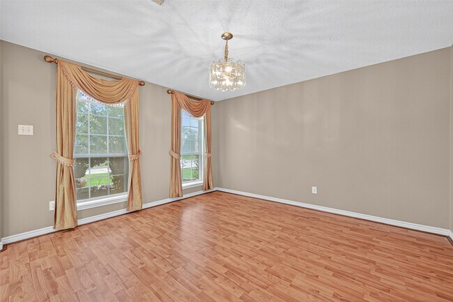 Foto del edificio - 19419 Arbor Pines Ln