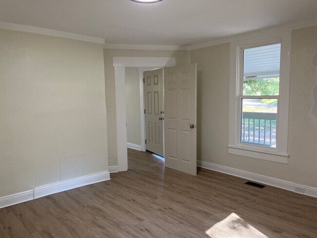 Foto del edificio - 2 Bed, 1 Bath Home for Rent – $1,250/Month