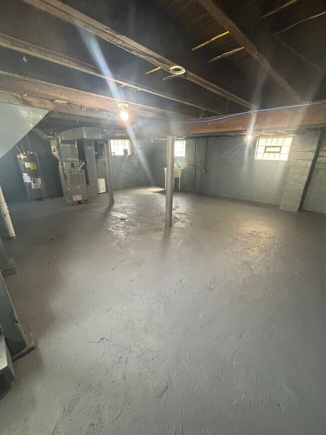 Foto del edificio - 4bd Single Garfield Section 8/Cash Pay