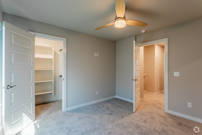 3BR, 2.5BA, 1,289SF - Rupple Townhomes