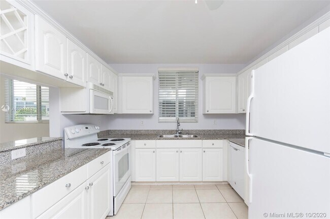 Foto del edificio - 1140 101st St