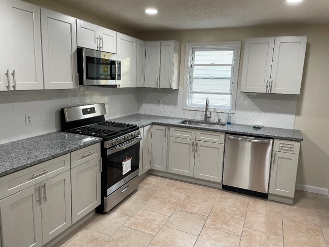 Photo - 205 Ridge St Apartment