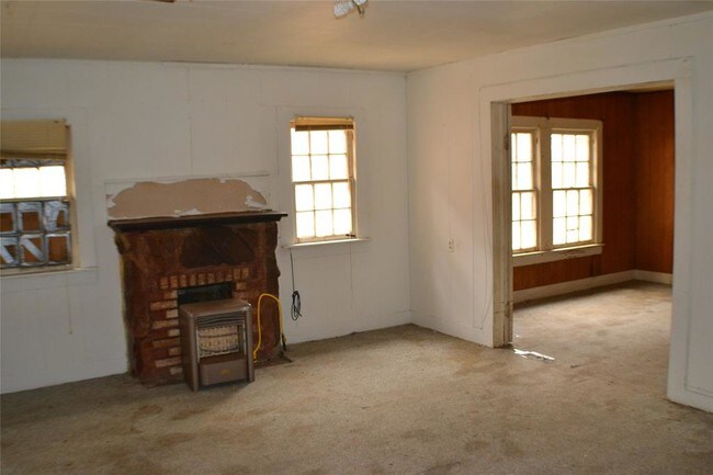 Building Photo - 2711 W Walker St