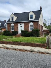 Building Photo - 33 Portship Rd