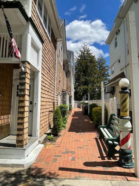 Foto del edificio - 13 Bellport Ln