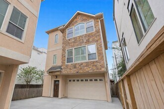 Building Photo - 1714 Ovid St