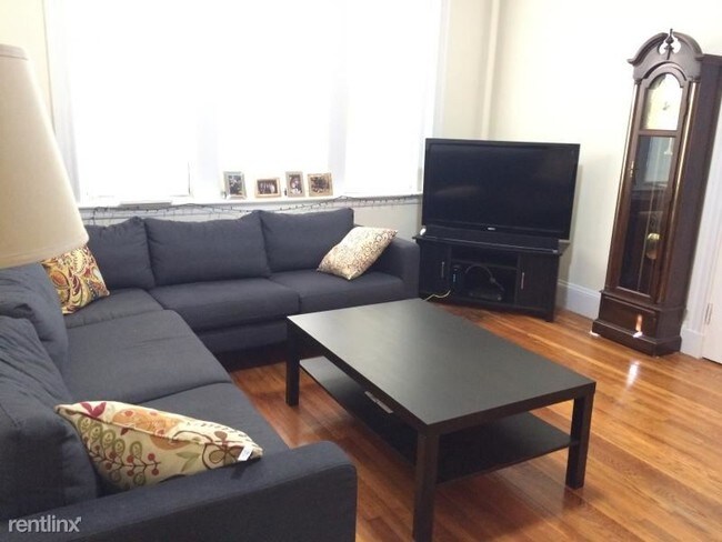 Building Photo - 1622 Massachusetts Ave