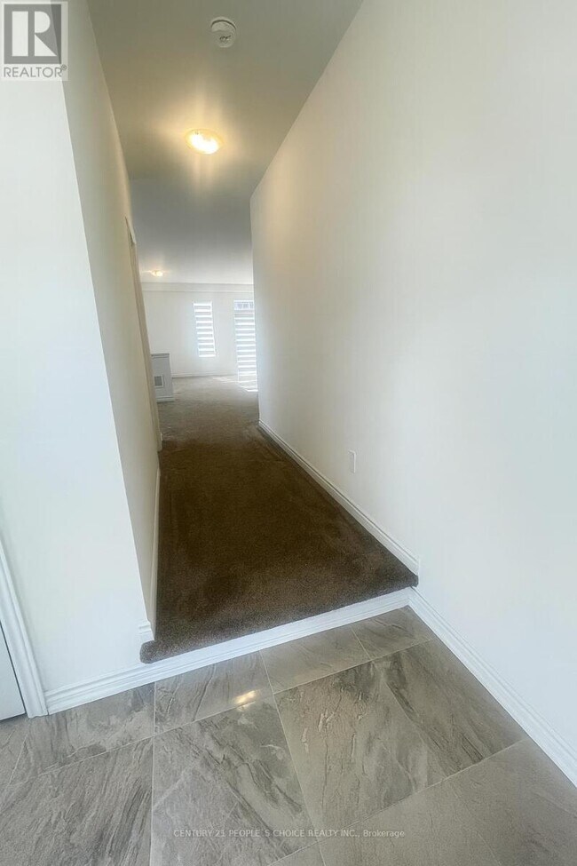 Building Photo - 22 Brewis St