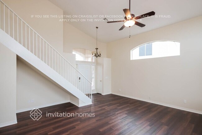 Building Photo - 6887 W Via Del Sol Dr