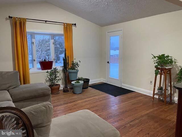 Building Photo - 402 Kojun Ct