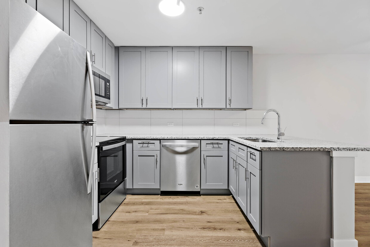 Primary Photo - 1206 Brookside Ave