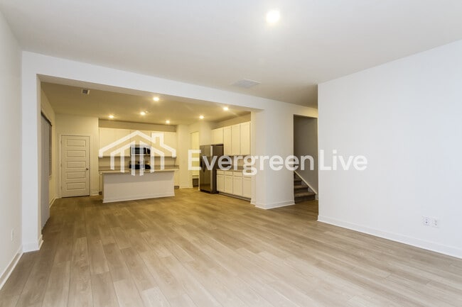 Building Photo - 3565 Cosmic Ct