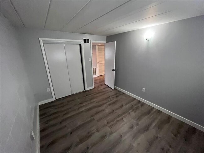 Building Photo - 1115 Mary Ann St