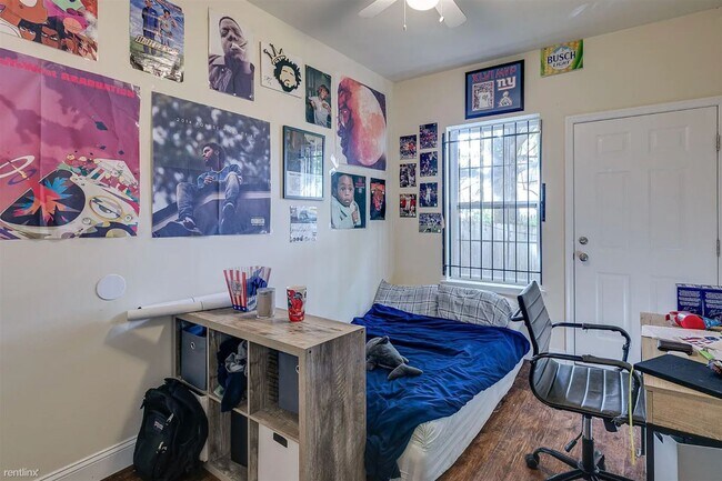 Building Photo - 3 br, 2 bath Duplex - 1734 N GRATZ ST Unit 1