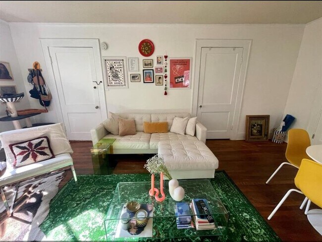Foto del edificio - 1540 Hawthorne St