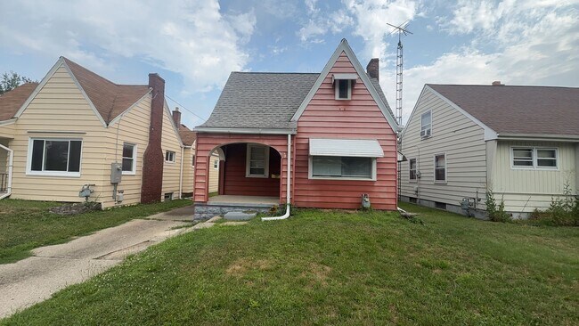 Building Photo - Charming 2-Bedroom Home in Toledo – Cozy & Convenient!