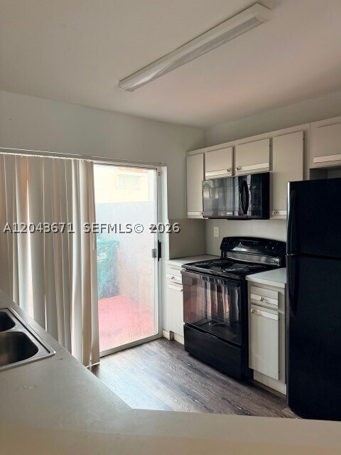 Foto del edificio - 6256 SW 129th Ave