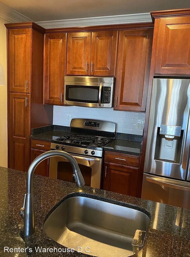 Foto del edificio - 2 br, 2 bath House - 1023 N Royal St, Unit...