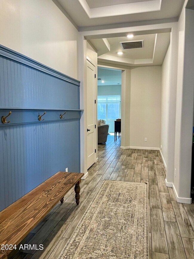 Foto del edificio - 17243 W Echo Ln