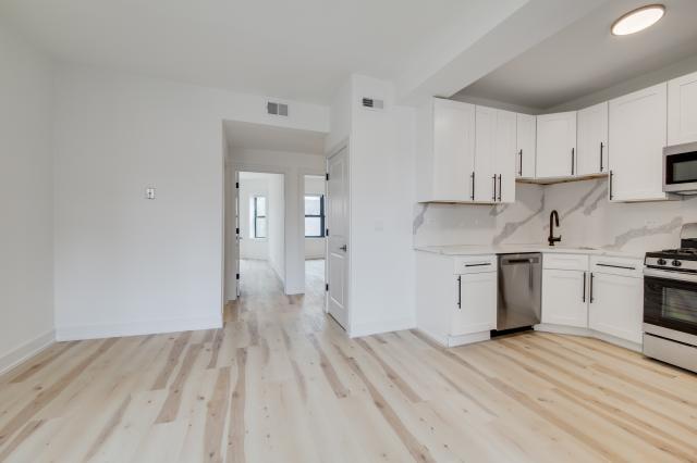 Foto del edificio - 2 bedroom in Chicago IL 60647