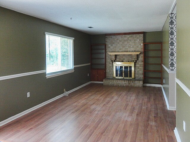 Foto del edificio - 7700 Corley Dr