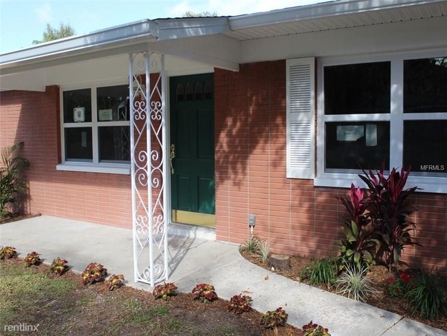 Building Photo - 3 br, 2 bath House - 1208 Mitchell St