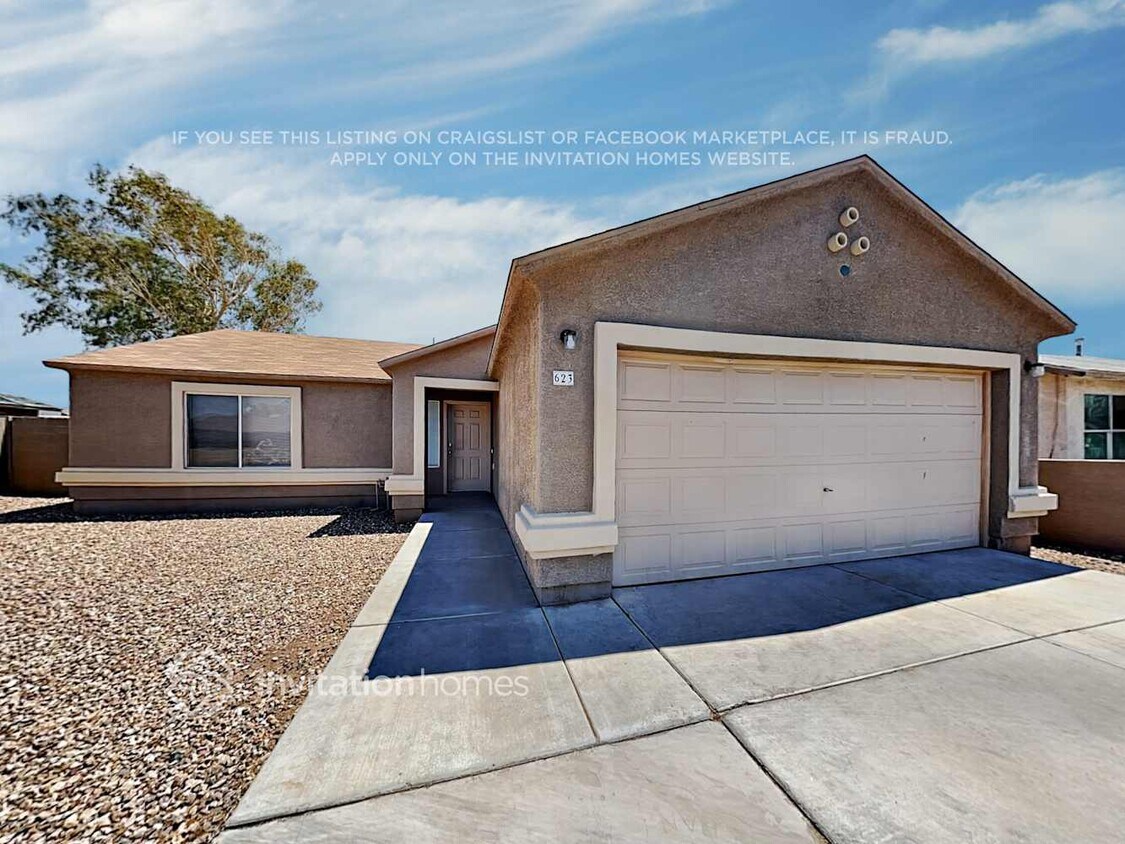 Foto principal - 623 W Romley Ave