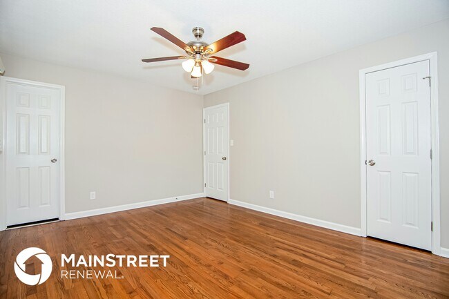 Foto del edificio - 1605 Rolling Meadow Ln