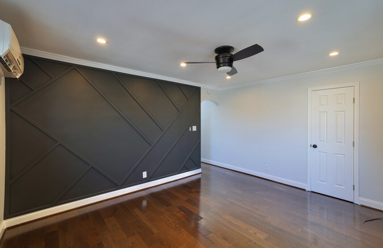 Foto principal - 4819 4th St NW