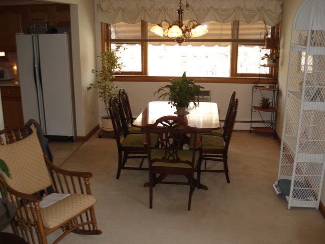 Interior - 10625 W Cermak Rd