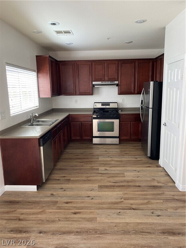 Foto del edificio - 171 Desert Pond Ave