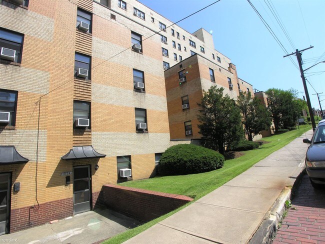 Building Photo - 5535 Covode St