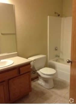 Building Photo - 1712 Clover Dr