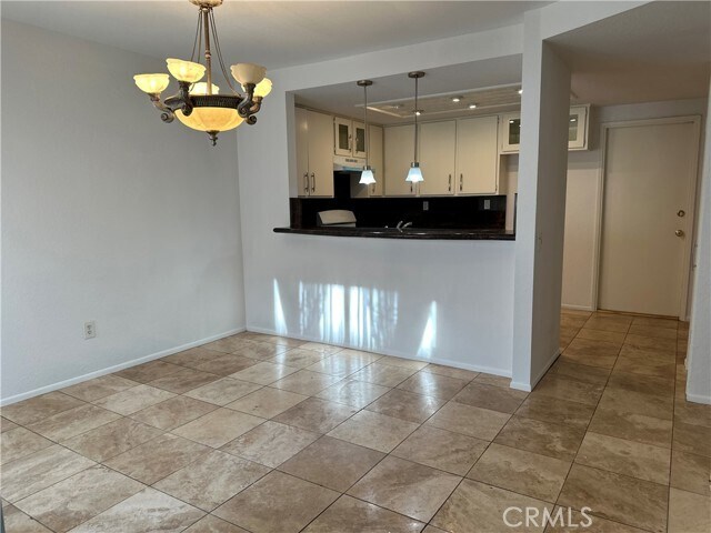 Building Photo - 8853 Applewood Dr