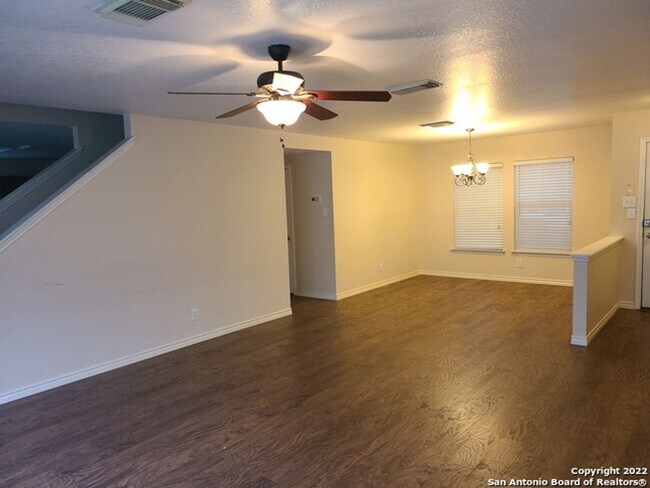 Building Photo - 3 Bedroom with Game Room!