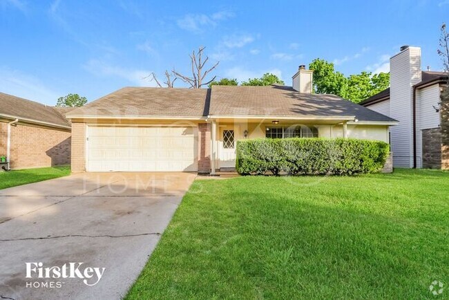 Building Photo - 22626 Guardsman Ln