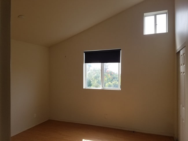 second bedroom - 10748 National Pl