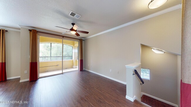 Foto del edificio - 1300 Riverplace Blvd