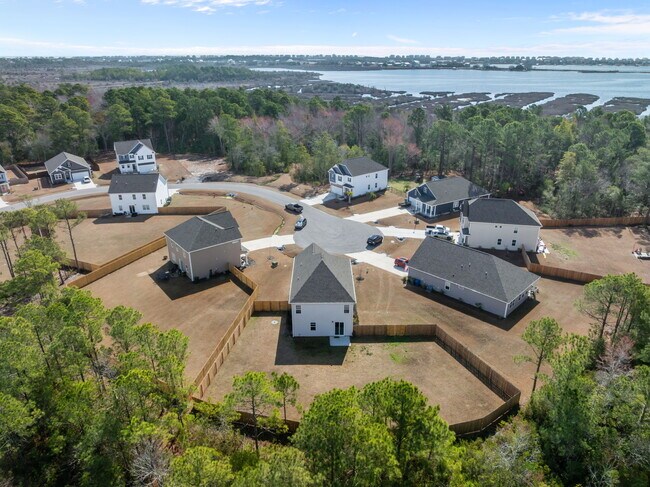 Foto del edificio - 322 Royal Eagle Ct