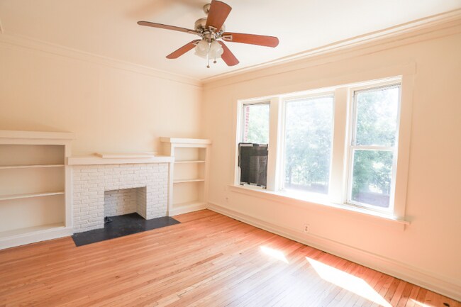 Foto del edificio - 4404 N Magnolia Ave