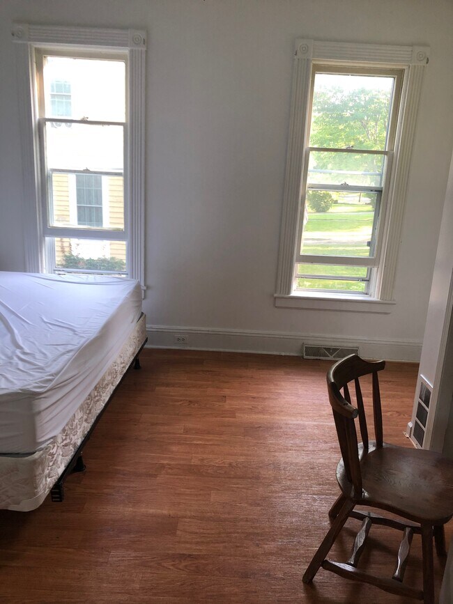 Foto del edificio - 68 2nd St