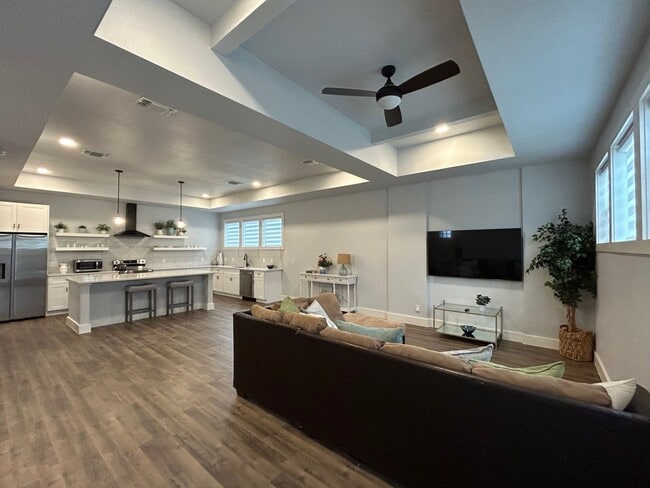 2BED / 1BATH Condo/Townhome For Lease! Available NOW! - 2BED / 1BATH Condo/Townhome For Lease! Available NOW!