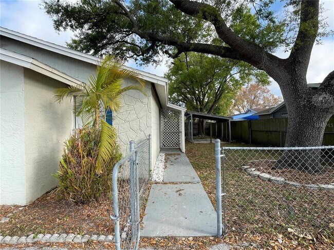 Building Photo - 10215 Cutten Green Ct