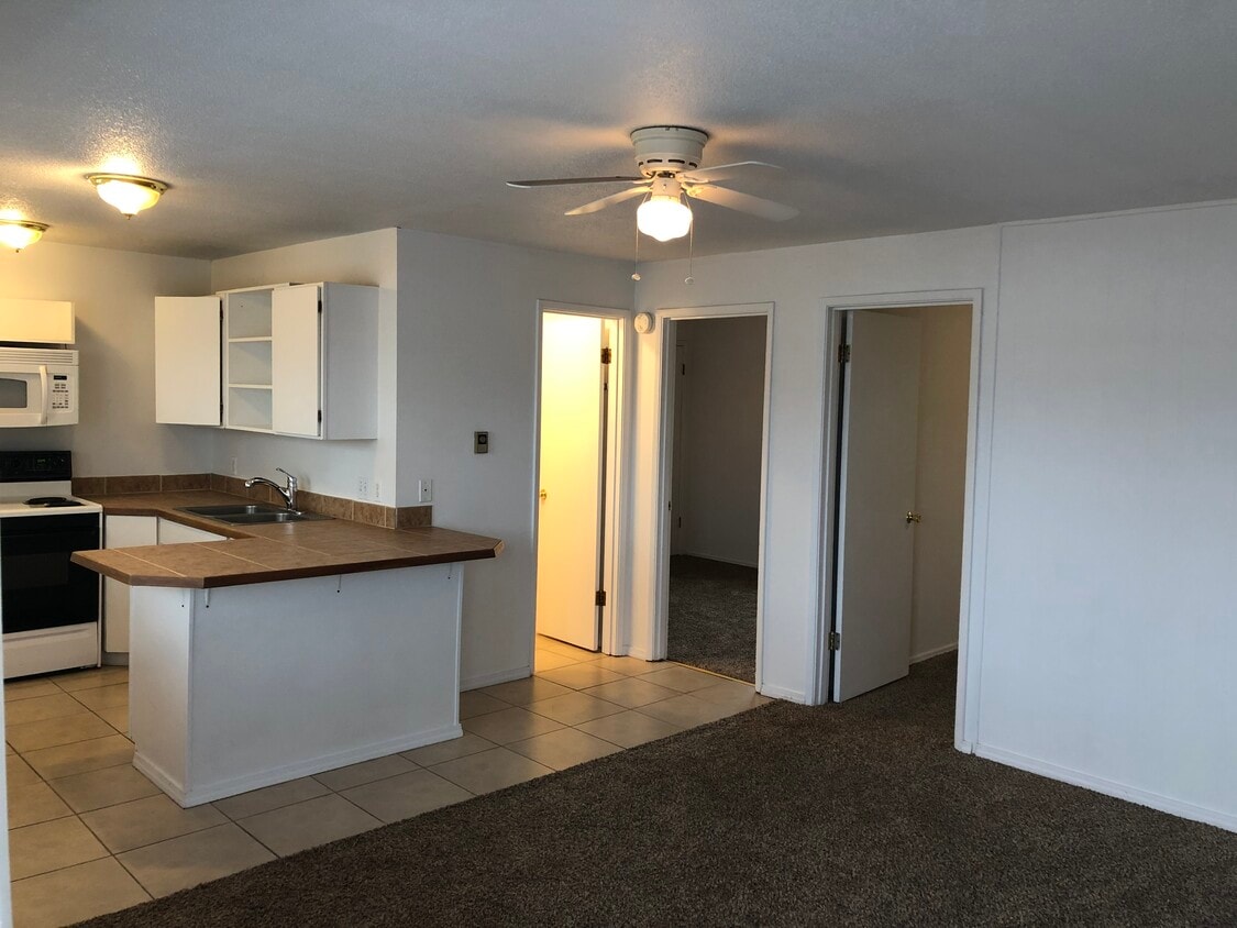 2003 N Walnut St, Ellensburg, WA 98926 Apartments in Ellensburg, WA