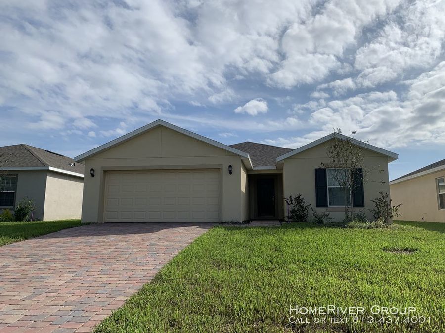 Primary Photo - Brand new 4/2 home