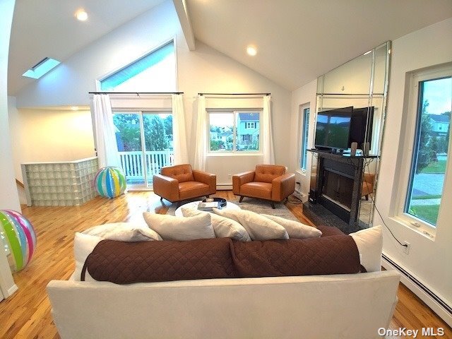 Foto del edificio - 433 W Hudson St