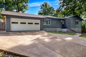 Building Photo - 1607 Merrywood Cove