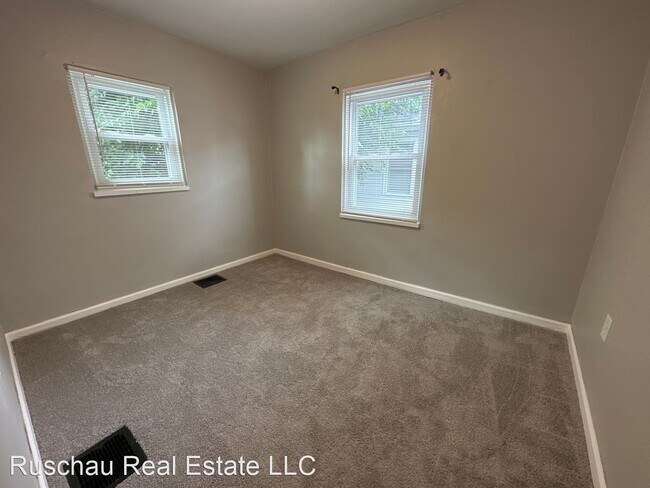 Building Photo - 3 br, 1 bath House - 1641 Horlacher Ave