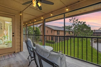 Building Photo - 122 SE Crestwood Cir